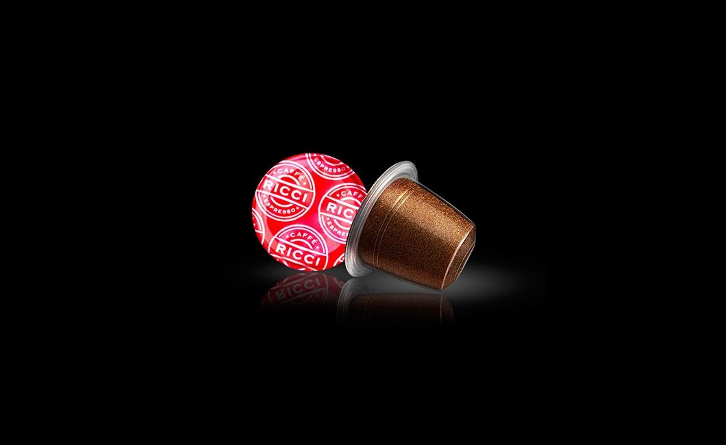 Graphasel Design Studio - Caffé Ricci Identity - Branding Online Packaging Print Graphasel Design Studio - Caffé Ricci Identity - Branding Online Packaging Print