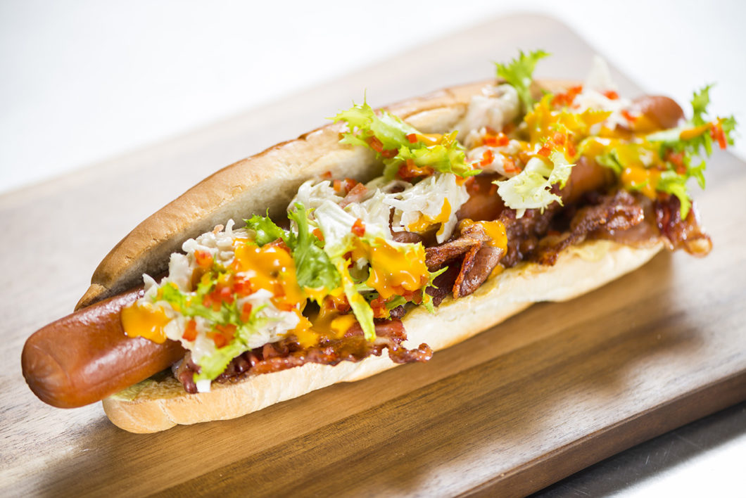Graphasel Design Studio - Reddog Hot Dog - Branding Packaging Print Graphasel Design Studio - Reddog Hot Dog - Branding Packaging Print