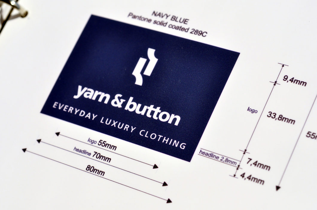 Graphasel Design Studio - Yarn and Button identity - Branding Print Product design Graphasel Design Studio - Yarn and Button identity - Branding Print Product design
