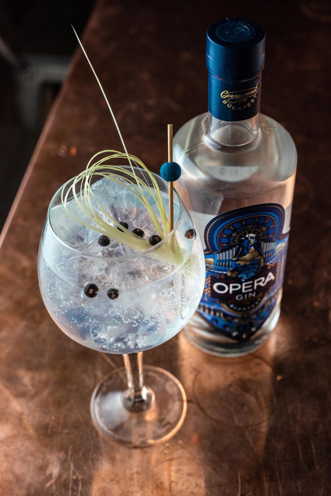 Graphasel Design Studio - OPERA GIN - Branding Packaging Graphasel Design Studio - OPERA GIN - Branding Packaging