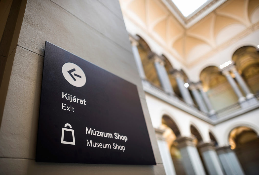 Graphasel Design Studio - Two Museums, One Identity - Interior Print Wayfinding Graphasel Design Studio - Two Museums, One Identity - Interior Print Wayfinding